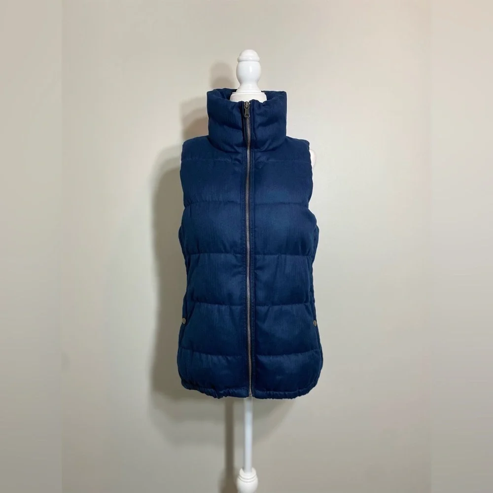 Small Old Navy Heavy Blue Zip Up Vest w/ Pockets - Picture 2 of 9